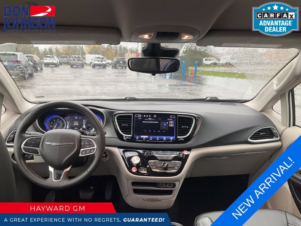 2024 Chrysler Pacifica Touring L