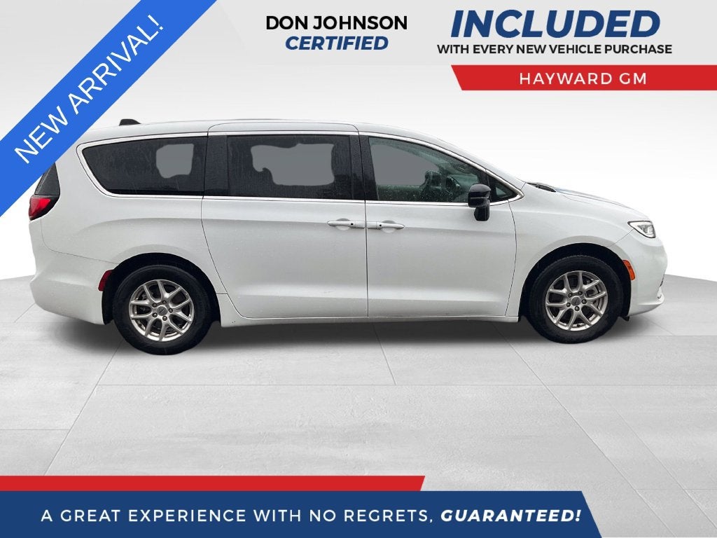 2024 Chrysler Pacifica Touring L