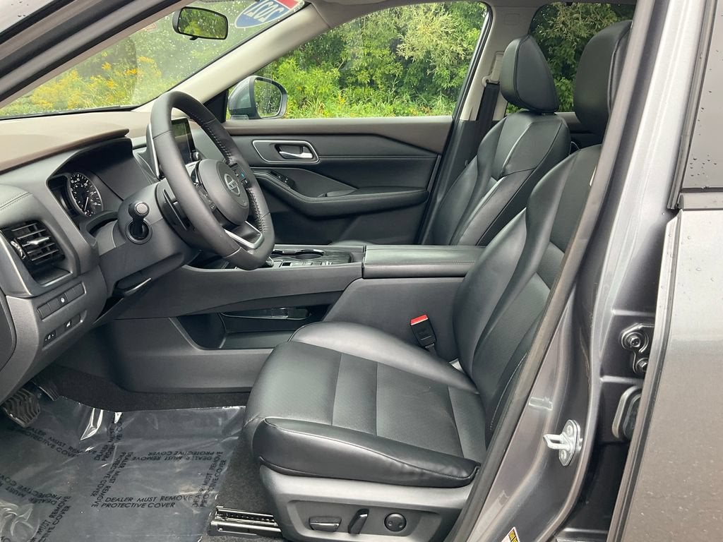 2021 Nissan Rogue SV FWD