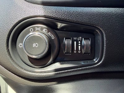 2017 Jeep Renegade Latitude FWD