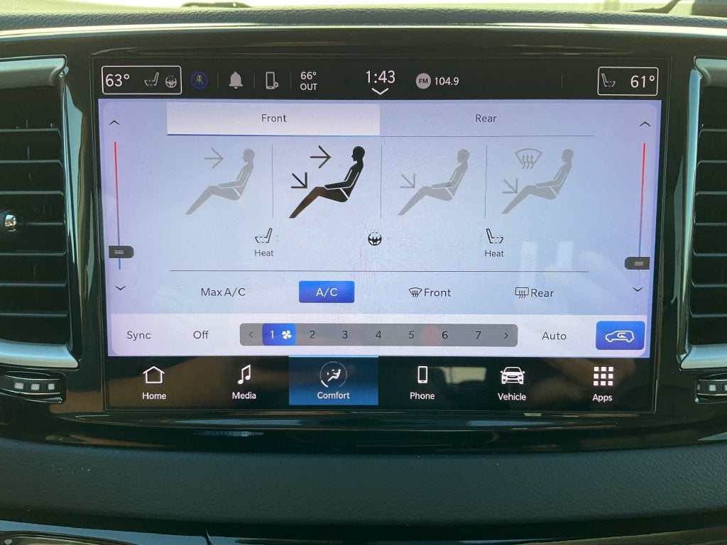 2023 Chrysler Pacifica Touring L