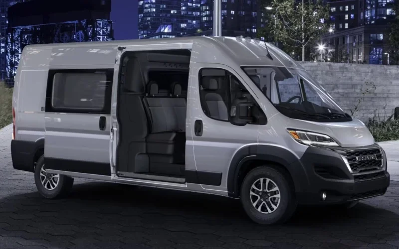 2026rampromaster-exterior-01